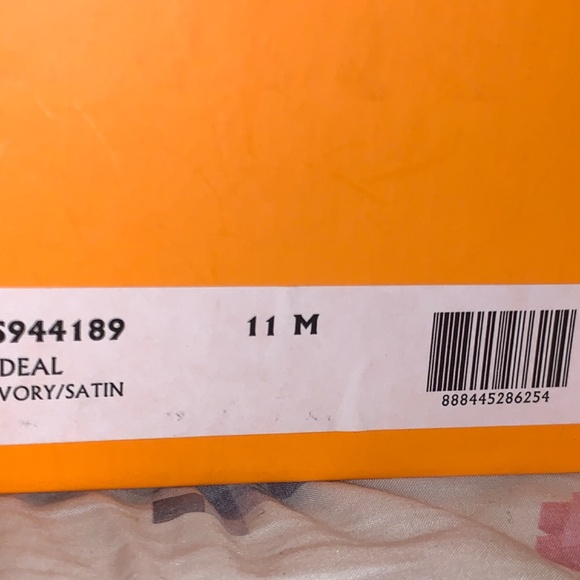 Kate Spade Ivory Bridal Satin Slingback "Ideal" Heels - Size 11 - Picture 6 of 12